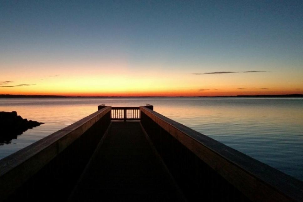 wedvictor伟德下载詹姆斯敦海滩活动公园码头