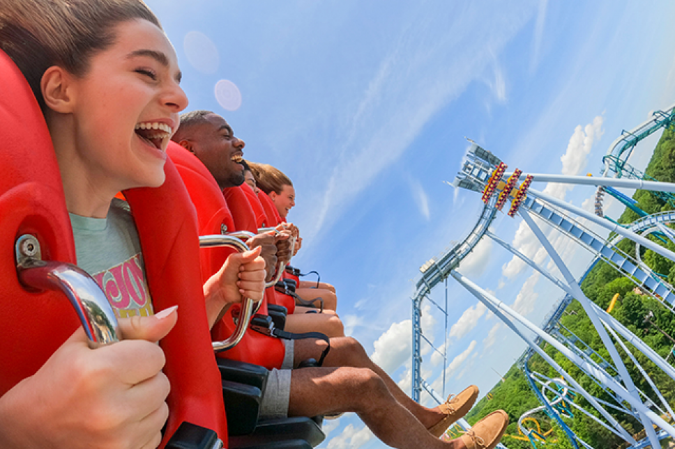 布希花园®威廉斯堡已经从10破纪录的过山车,获奖的季节性所示,和世界级的烹饪产品。
