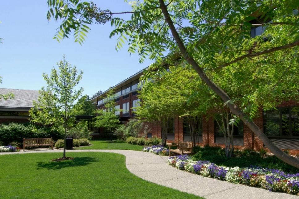 威廉斯堡林地酒店和套房,殖民地威廉斯堡