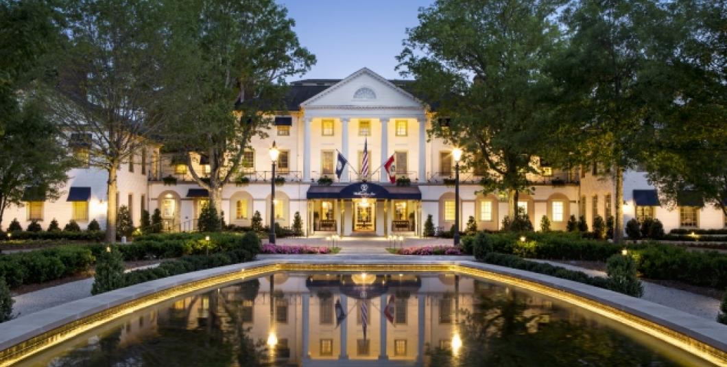 威廉斯堡酒店前门