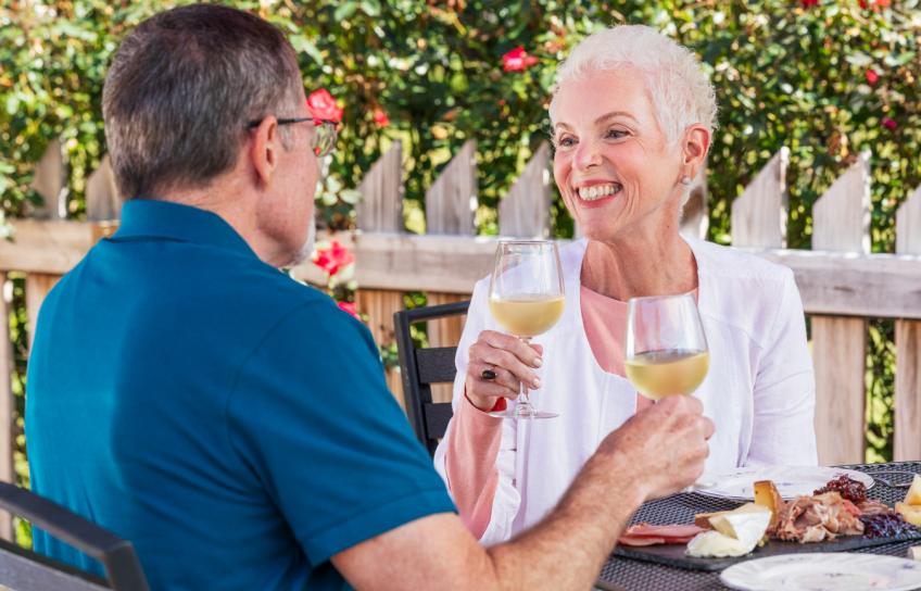 威廉斯堡酒庄的成熟情侣