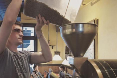 把这些豆子放进烤箱!