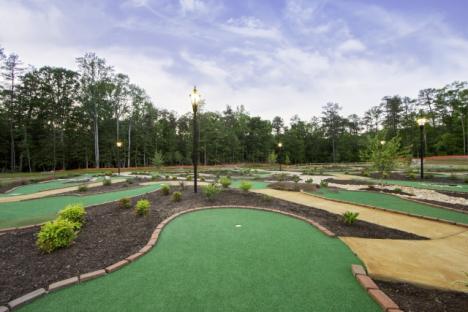 喜欢打一场迷你高尔夫