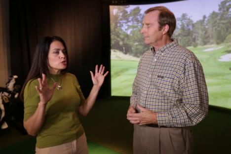 嵌入缩略图革命高尔夫和格栅